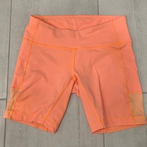 LIKE NEW! Lululemon Women’s Athletic Shorts. Size 6